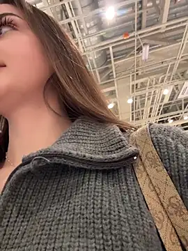 KristiRich live sex cam