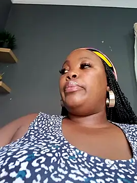 SWEETDOLLY29XX live sex cam