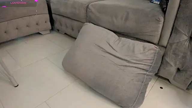 cinnia_'s cam snapshot