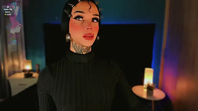 Sofia-Isabella69 live sex cam