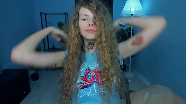 RayaNenlia's cam snapshot