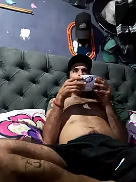 hairy_mannn's cam snapshot