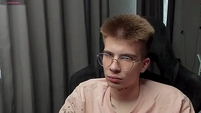 Oscar__xxl live sex cam