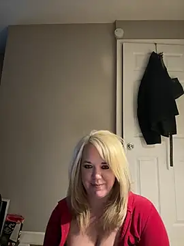 SilverSeductress live sex cam