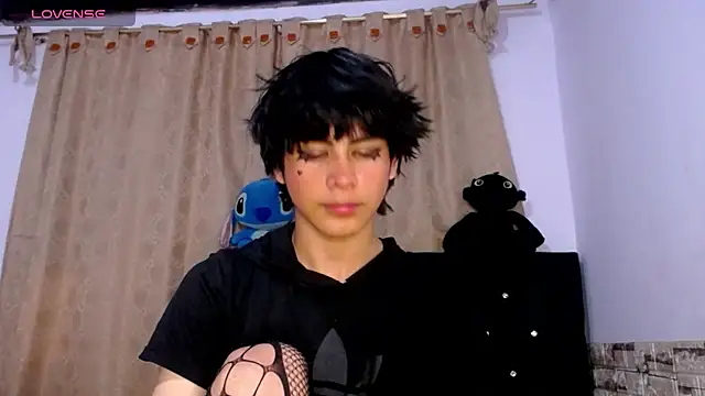 DaraKat18 live sex cam