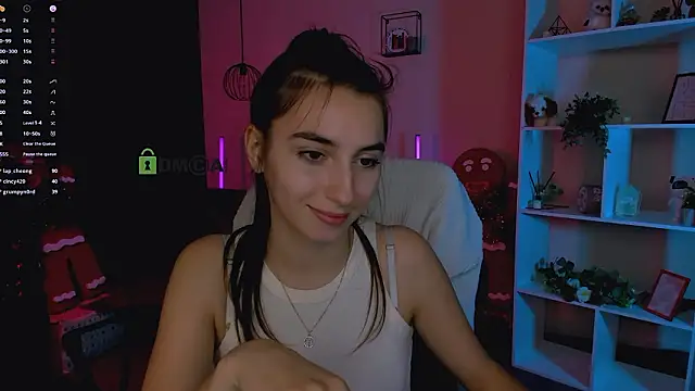 mila_firee's cam snapshot