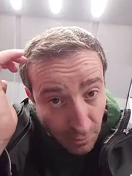 openlegsforyou's cam snapshot