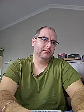 Andrew1900529's cam snapshot