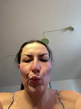 _ExoticGirl live sex cam