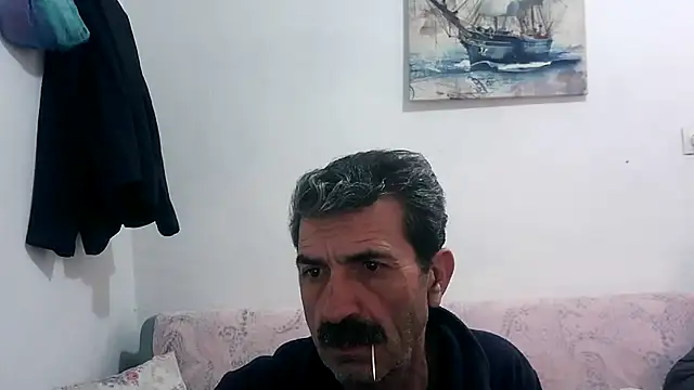 kobratrk21's cam snapshot