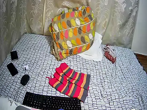 happy_sonia's cam snapshot