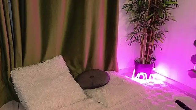 Ashley_luxx live sex cam