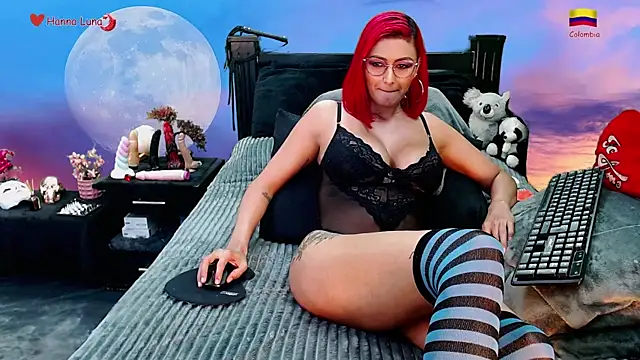 Hanna_Luna live sex cam