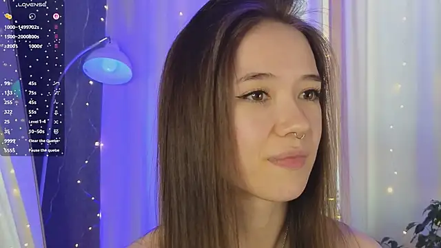 tinyanie live sex cam