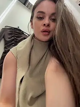 KristiRich live sex cam