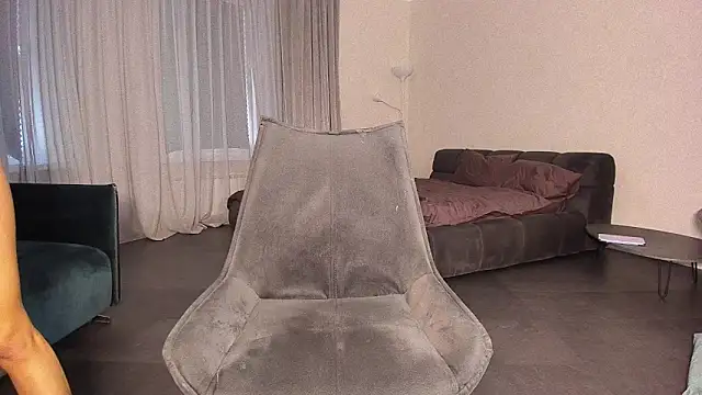 creambaby1 live sex cam