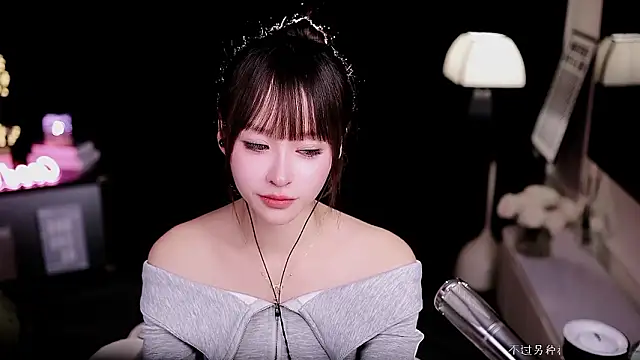 coward_by live sex cam