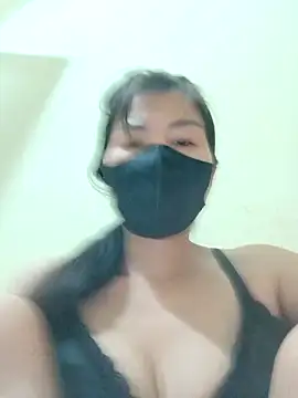 Lyly-68688's cam snapshot