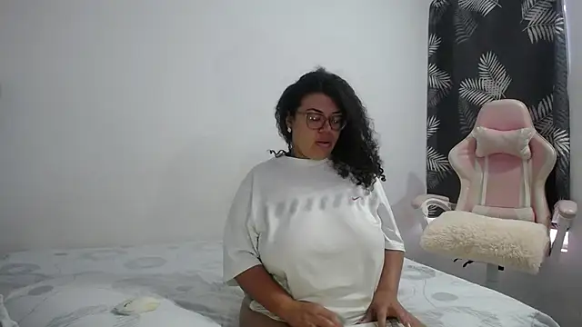mabigomez00 live sex cam