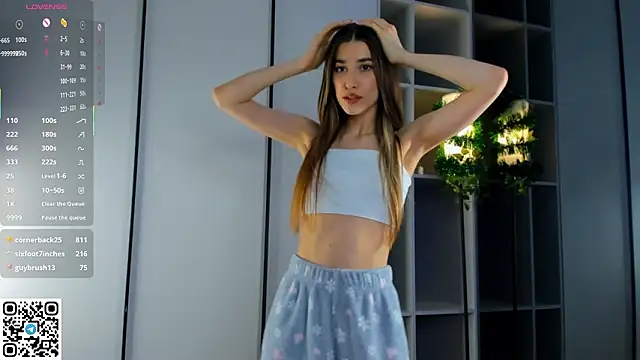 Quinavelle live sex cam