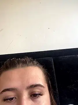 Sophie18xx's cam snapshot