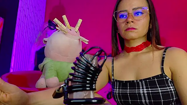 MistressSlut1's cam snapshot