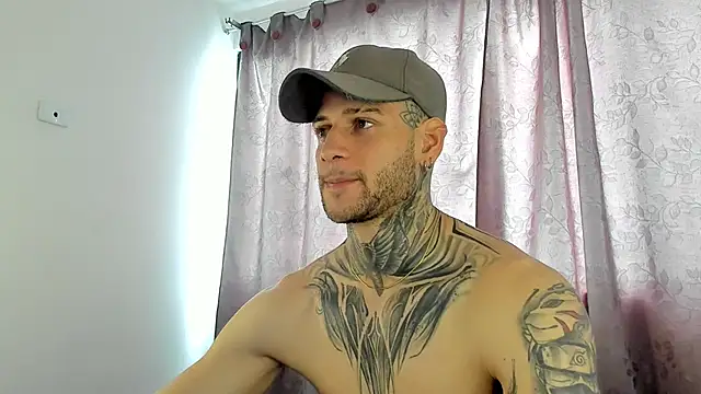 _jamesleandros1 live sex cam