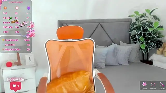 Queen_Cattleya69 live sex cam