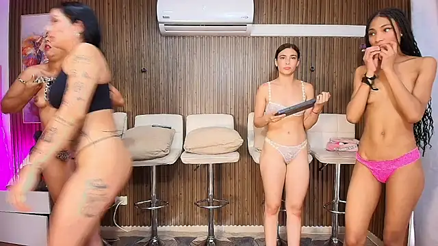 canelasquirt live sex cam