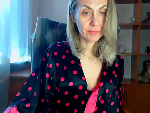 Tanya6547 live sex cam