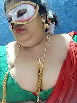 tamilthanushri live sex cam