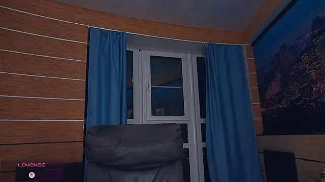 OnaZiroge live sex cam