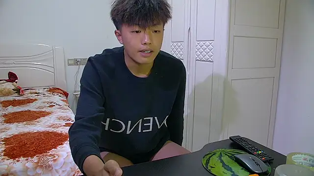 Chocolates-001 live sex cam