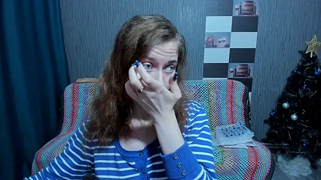 pa1e_pr1ncess's cam snapshot