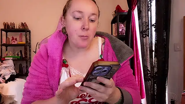 kisicaxx's cam snapshot