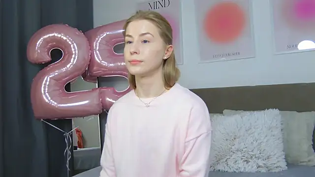 VioletiSwone live sex cam