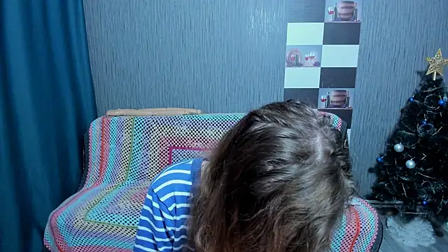 pa1e_pr1ncess's cam snapshot