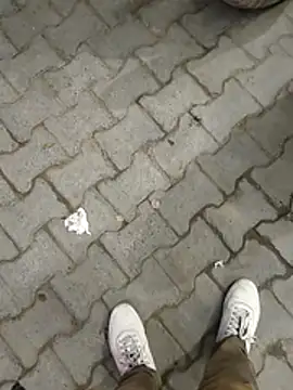 Risky_adventures's cam snapshot