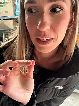 lola_tentatiion live sex cam