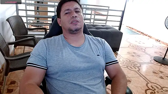 lianjuc live sex cam