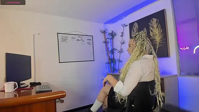 AmyRox_'s cam snapshot