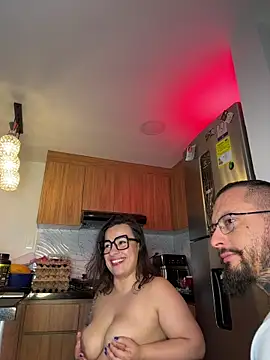 liz_and_thiago live sex cam