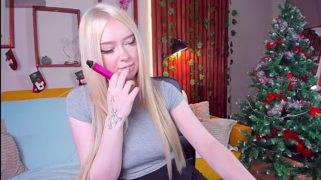 ChanelCarters's cam snapshot