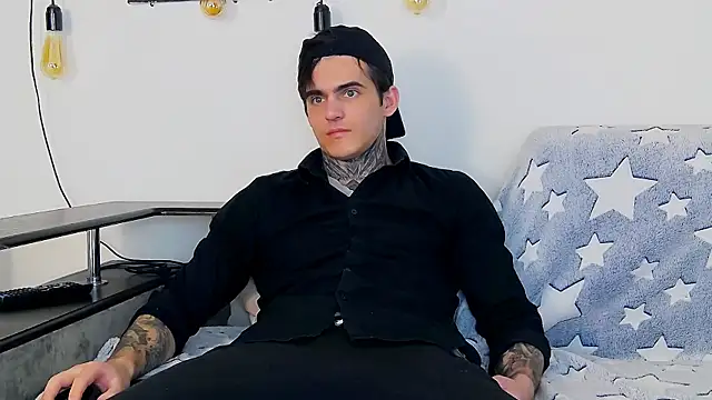 CarterCole's cam snapshot