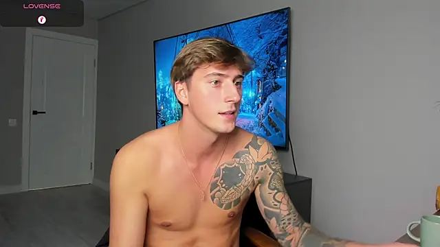 DaniHort live sex cam