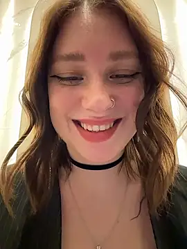 lucy-joy live sex cam