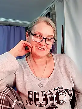 irinamaux live sex cam