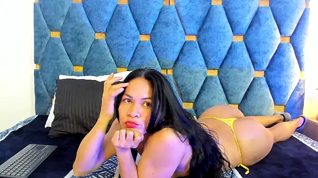 Michel_fitnes's cam snapshot