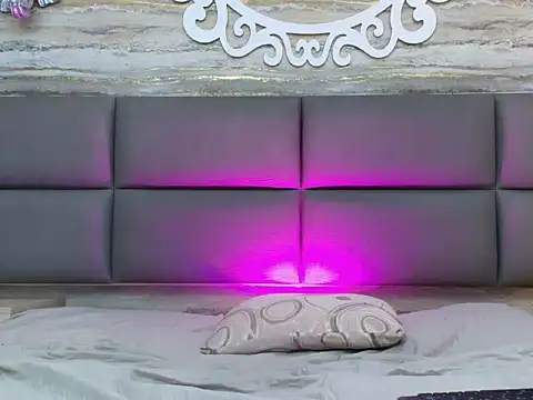 Little_Mayy's cam snapshot