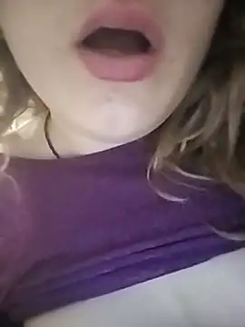 SWEETLUNA077 live sex cam